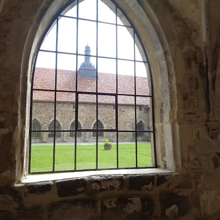 Hotel Weisser Mönch 2*